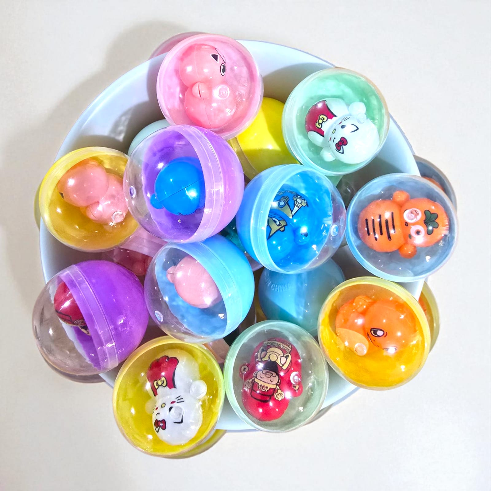 Capsulas Ovaladas de 45 mm con Juguetes | Q2 por Juego