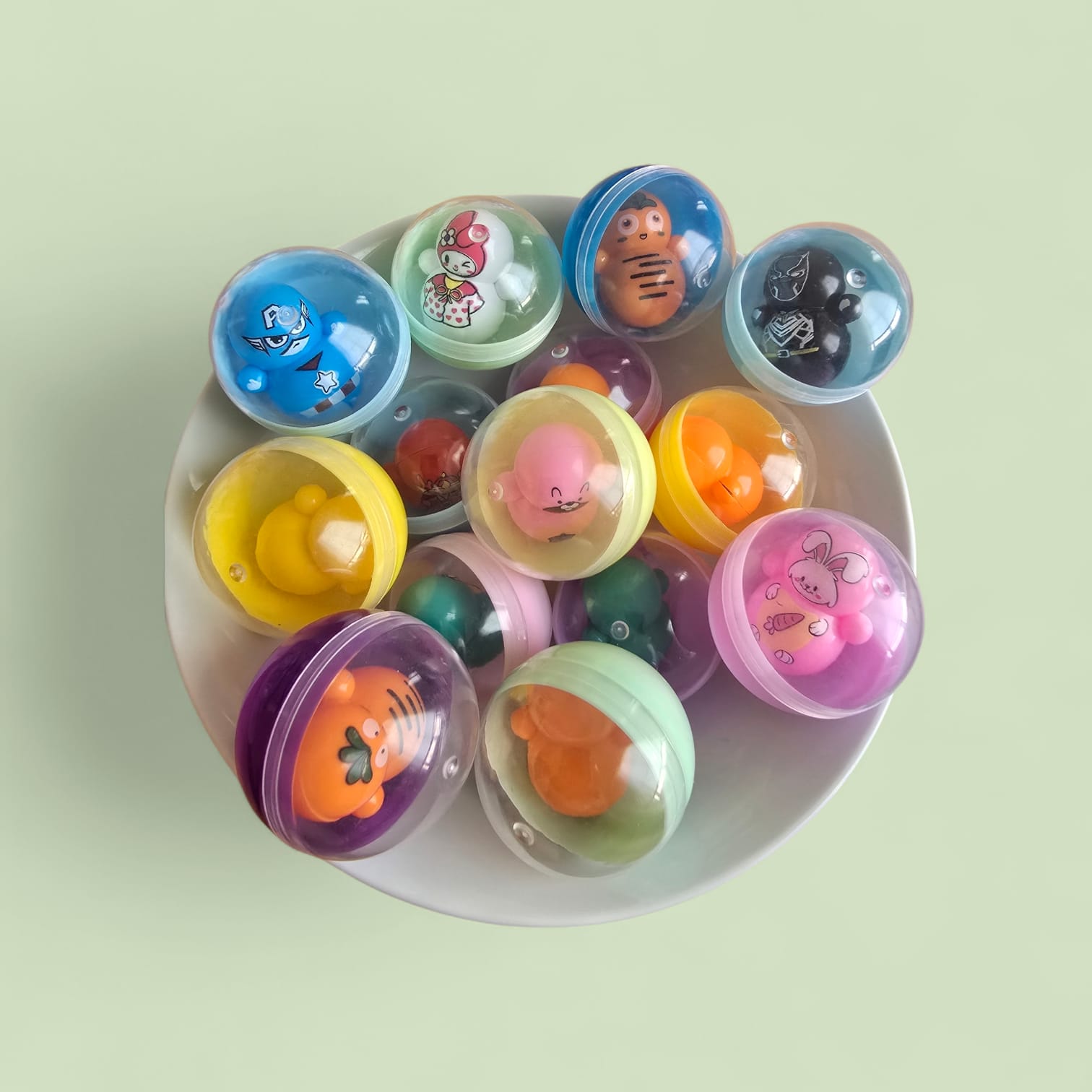 Capsulas Ovaladas de 45 mm con Juguetes | Q2 por Juego