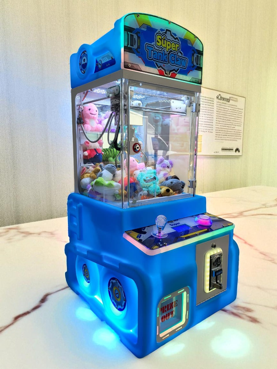 Máquina Celeste Súper Tank Claw – Máquina de Garra con Luces LED y Monedero